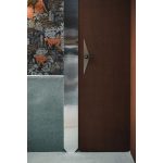 STILIZÁLT DZSUNGELMOTÍVUMOS MAJMOS LUXUSTAPÉTA FEKETE BARNA BORDÓ SZÍNBEN