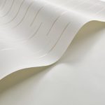 BAUHAUS, ELEGÁNS TAPÉTA FÜGGŐLEGES ARANY VONALAKKAL FEHÉR SZÍNBEN