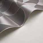 BAUHAUS, GEOMETRIKUS TAPÉTA, ARANY VONALÚ, FÉNYES TAUPE MINTÁVAL FEKETE ALAPON