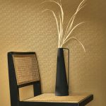 BAUHAUS, GEOMETRIKUS TAPÉTA, BRONZ HEXA MINTÁVAL ARANY ALAPON