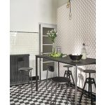 ELEGÁNS , HATSZÖG MINTÁS DESIGN TAPÉTA, FEKETE , BÉZS SZÍNBEN , ARANY RÉSZLETEKKEL
