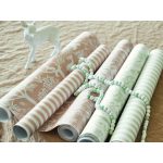 CSÍKOS GYEREKTAPÉTA , 1 CENTIS MINTÁVAL , MANDULA ZÖLD SZÍNBEN