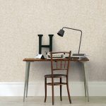 STILIZÁLT MEZEI VIRÁGOKKAL ÉS LEVELEKKEL DÍSZÍTETT TAPÉTA BÉZS SZÍNBEN