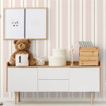 RÓZSASZÍN CSÍKOS GYEREKTAPÉTA