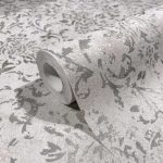 KLASSZIKUS MINTÁJÚ MODERN TAPÉTA, ANTIKOLT, FÉMES VINYL, TAUPE SZÍNBEN