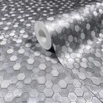 FÉMES FELÜLETŰ HEXAGON MINTÁS VINYL TAPÉTA , EZÜST SZÍNBEN