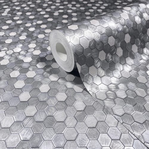 FÉMES FELÜLETŰ HEXAGON MINTÁS VINYL TAPÉTA , EZÜST SZÍNBEN