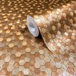 FÉMES FELÜLETŰ HEXAGON MINTÁS VINYL TAPÉTA , BRONZ SZÍNBEN
