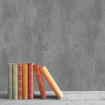 ELEGÁNS, MINŐSÉGI BETONHATÁSÚ TAPÉTA SÖTÉTSZÜRKE SZÍNBEN